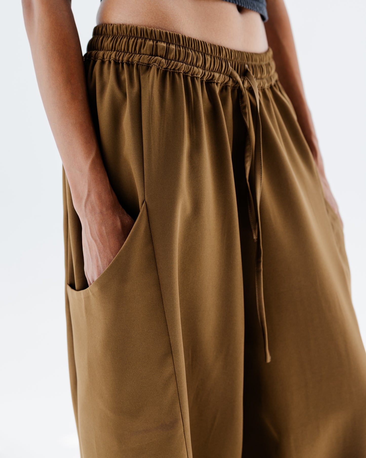 Dune Pants in Brown