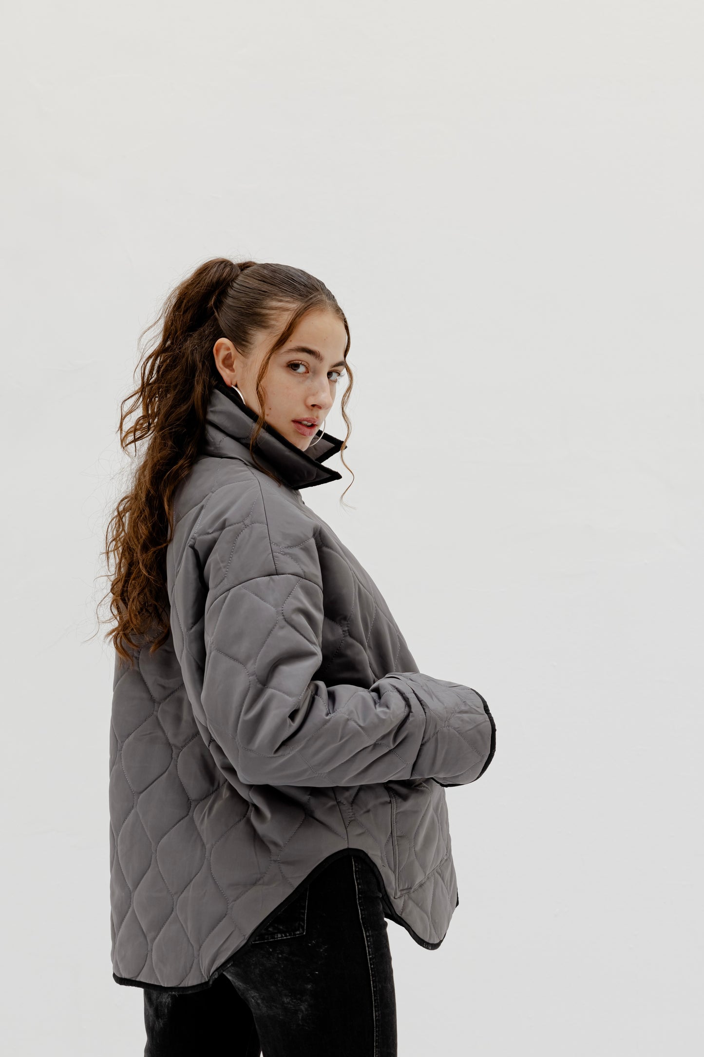 Cider Puffer Jacket in Grey