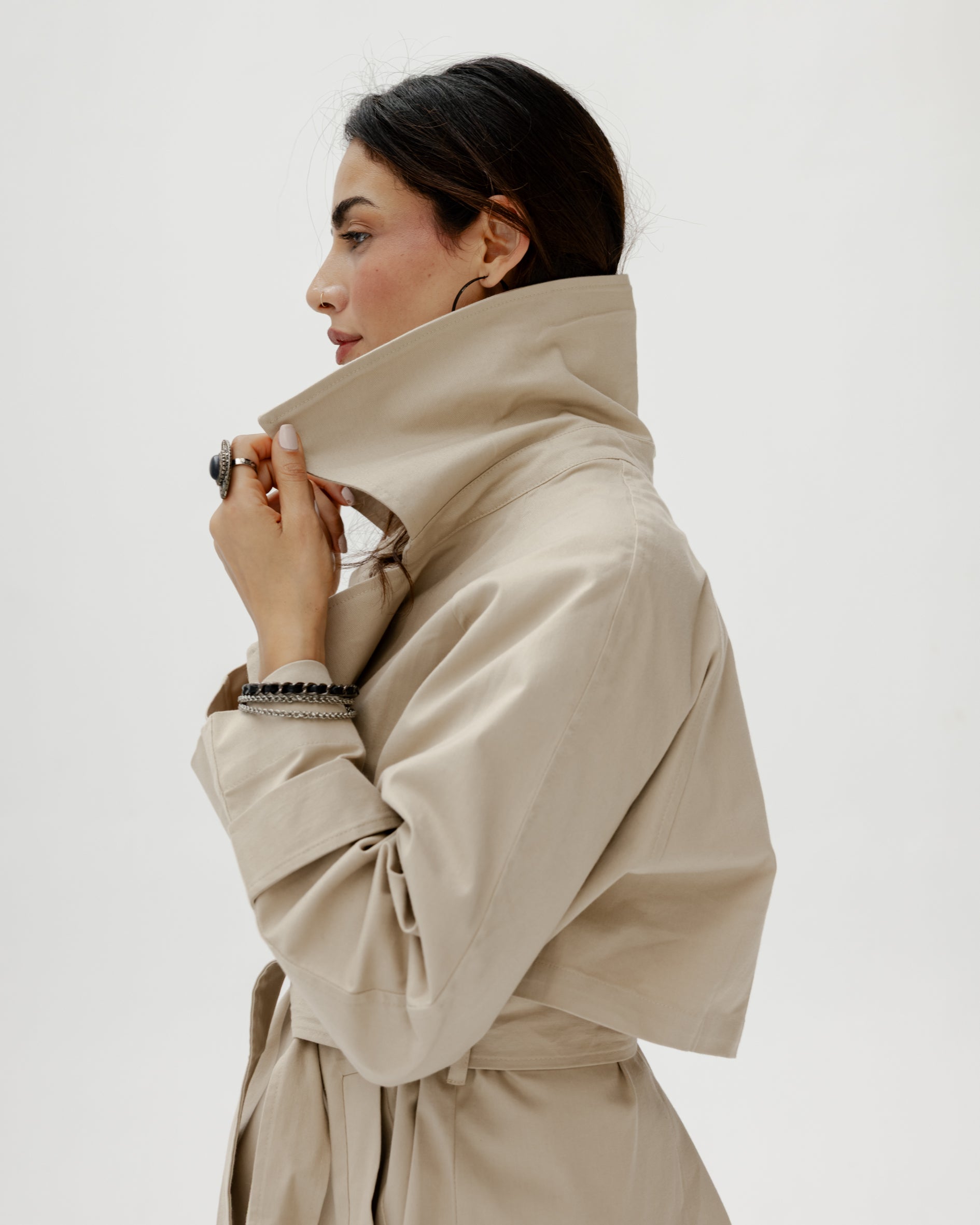 Classic Trench Coat in Beige