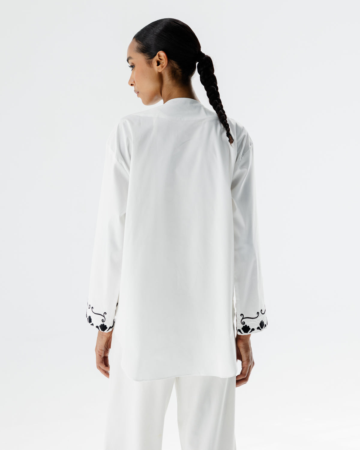 FLORA Embroidered Top