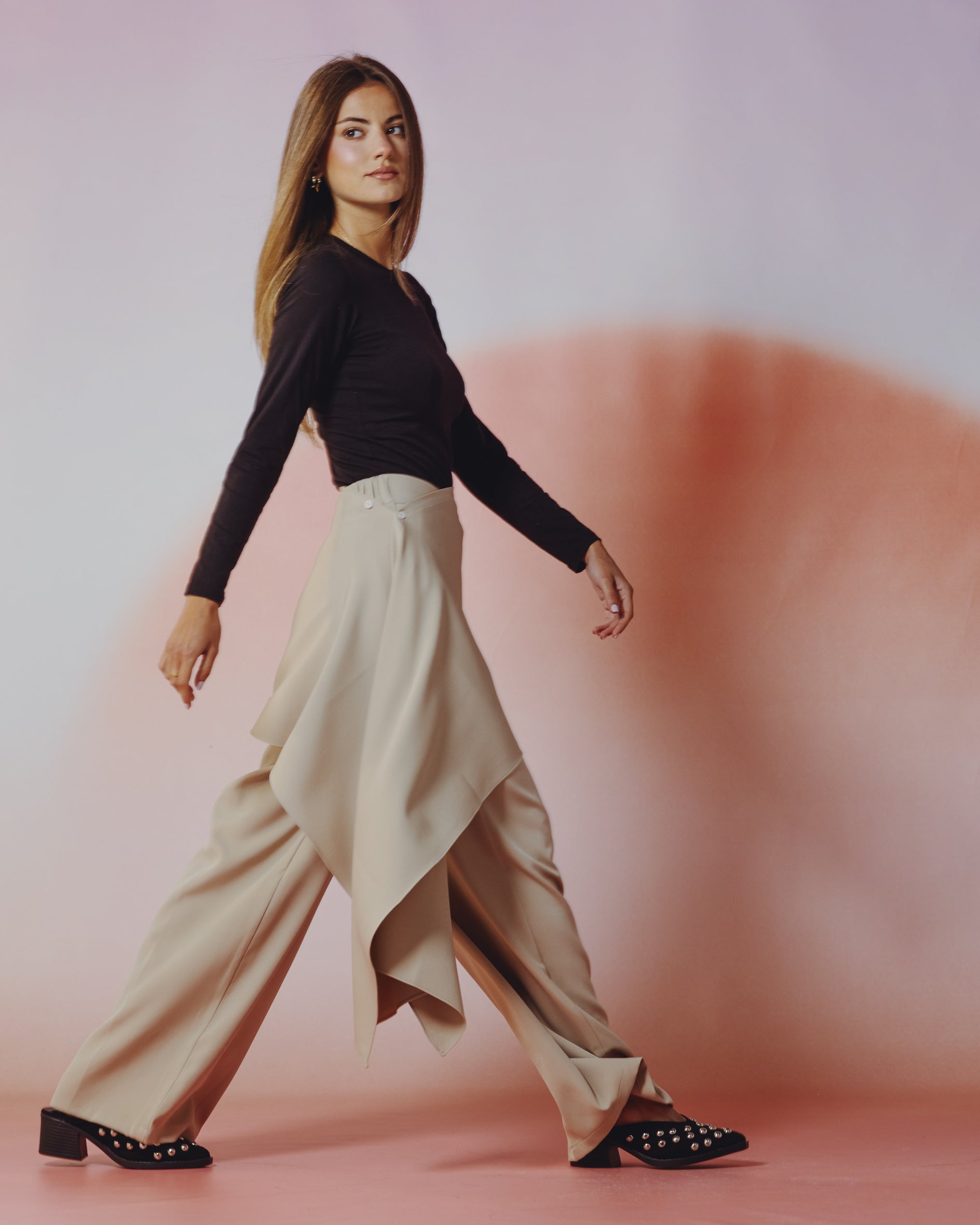 Moonveil Pants in Beige