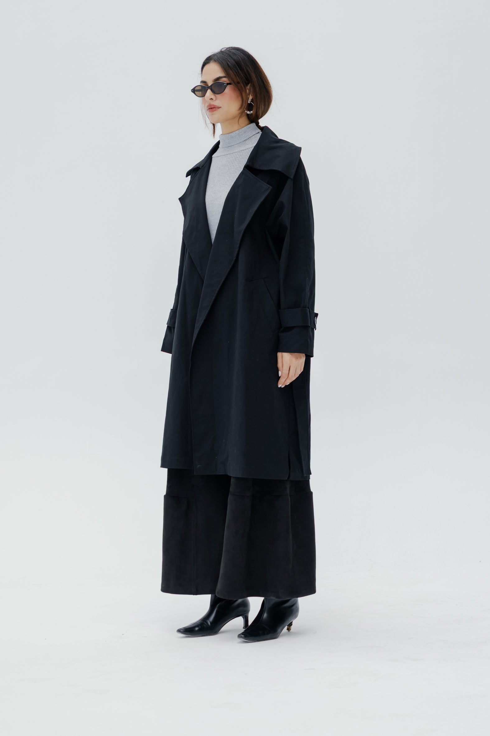 Classic Trench Coat in Black