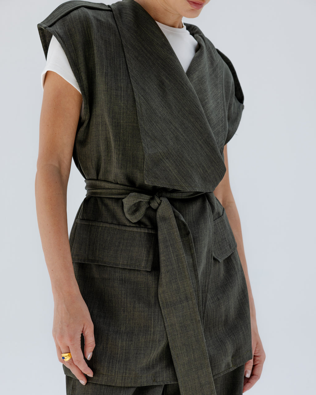 Valera Linen Set in Olive green