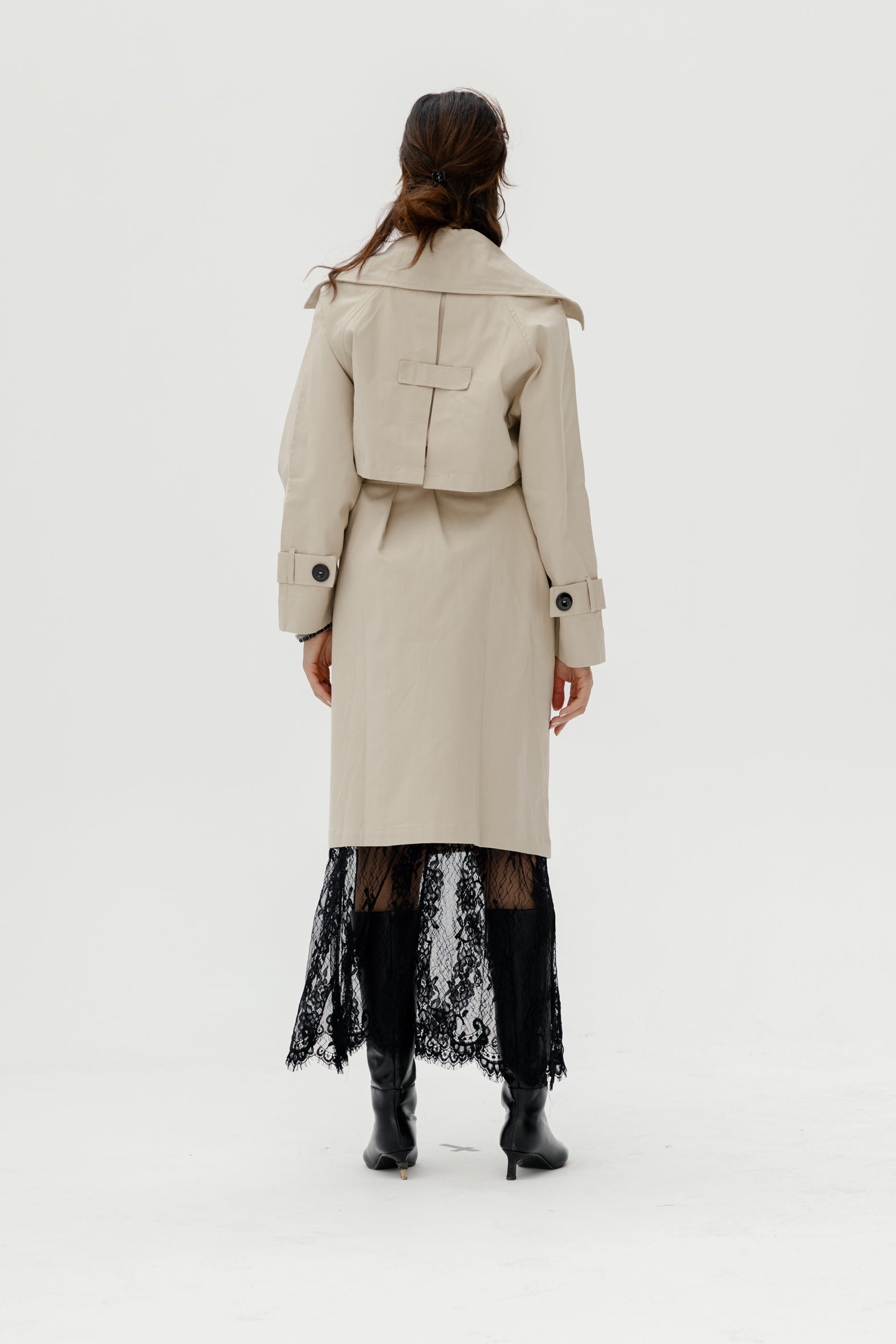 Classic Trench Coat in Beige