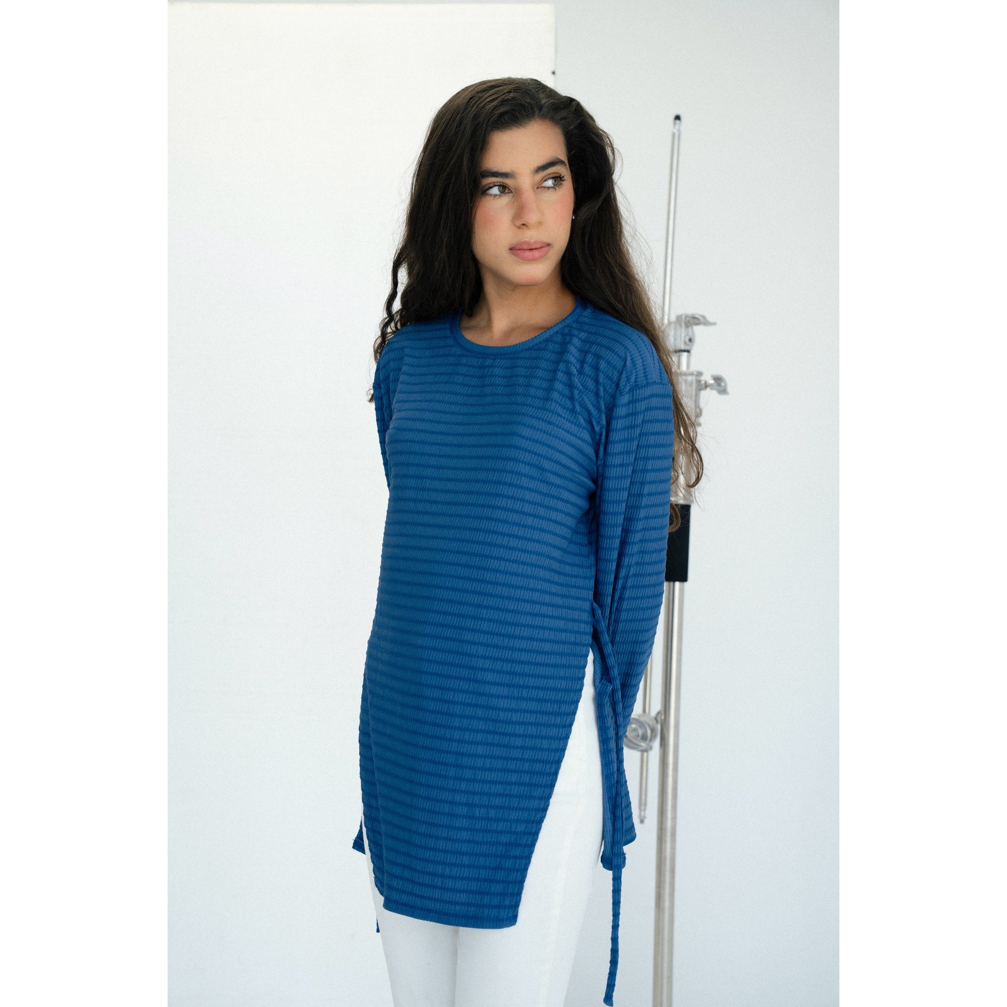 Static Top in Blue