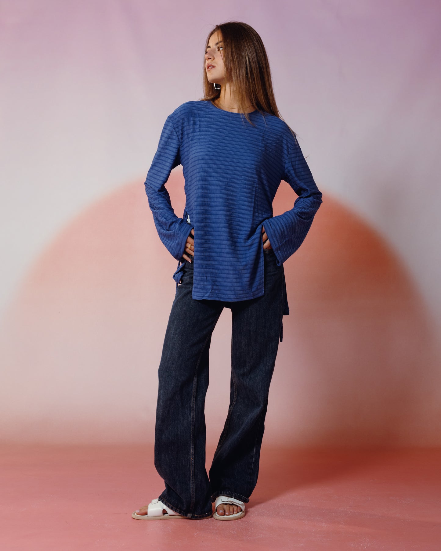 Static Top in Blue
