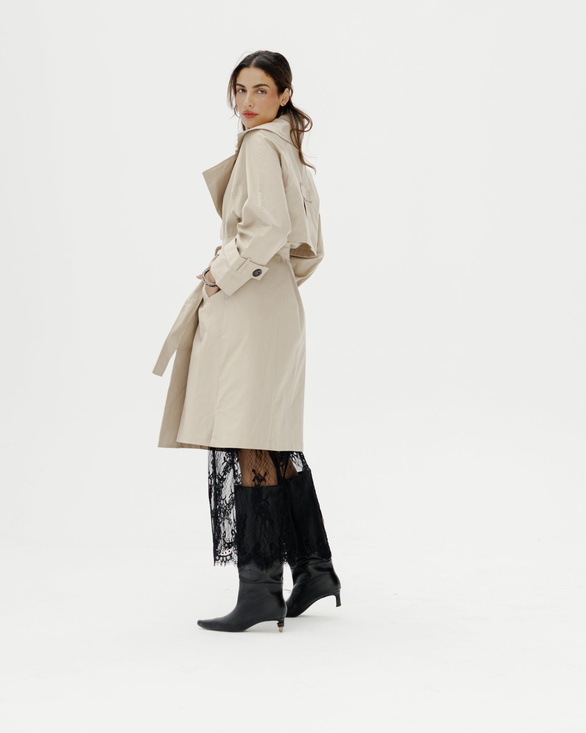 Classic Trench Coat in Beige