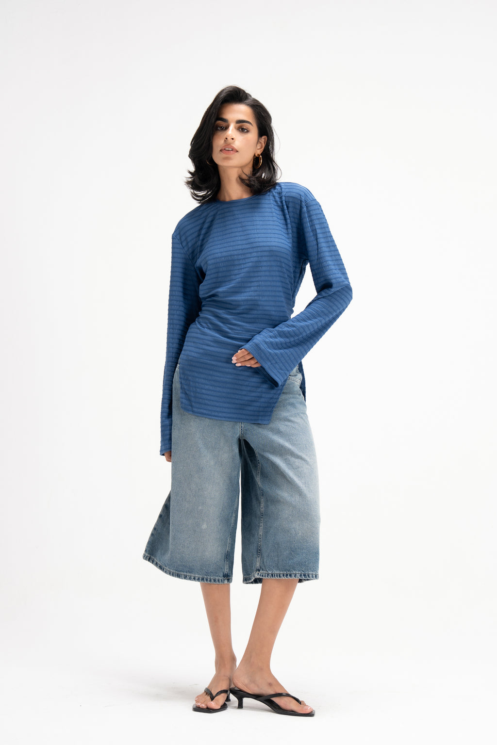 Static Top in Blue