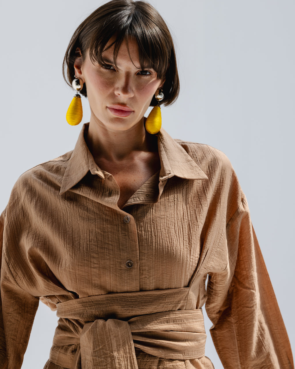 Ray Wrap Shirt in Cafe