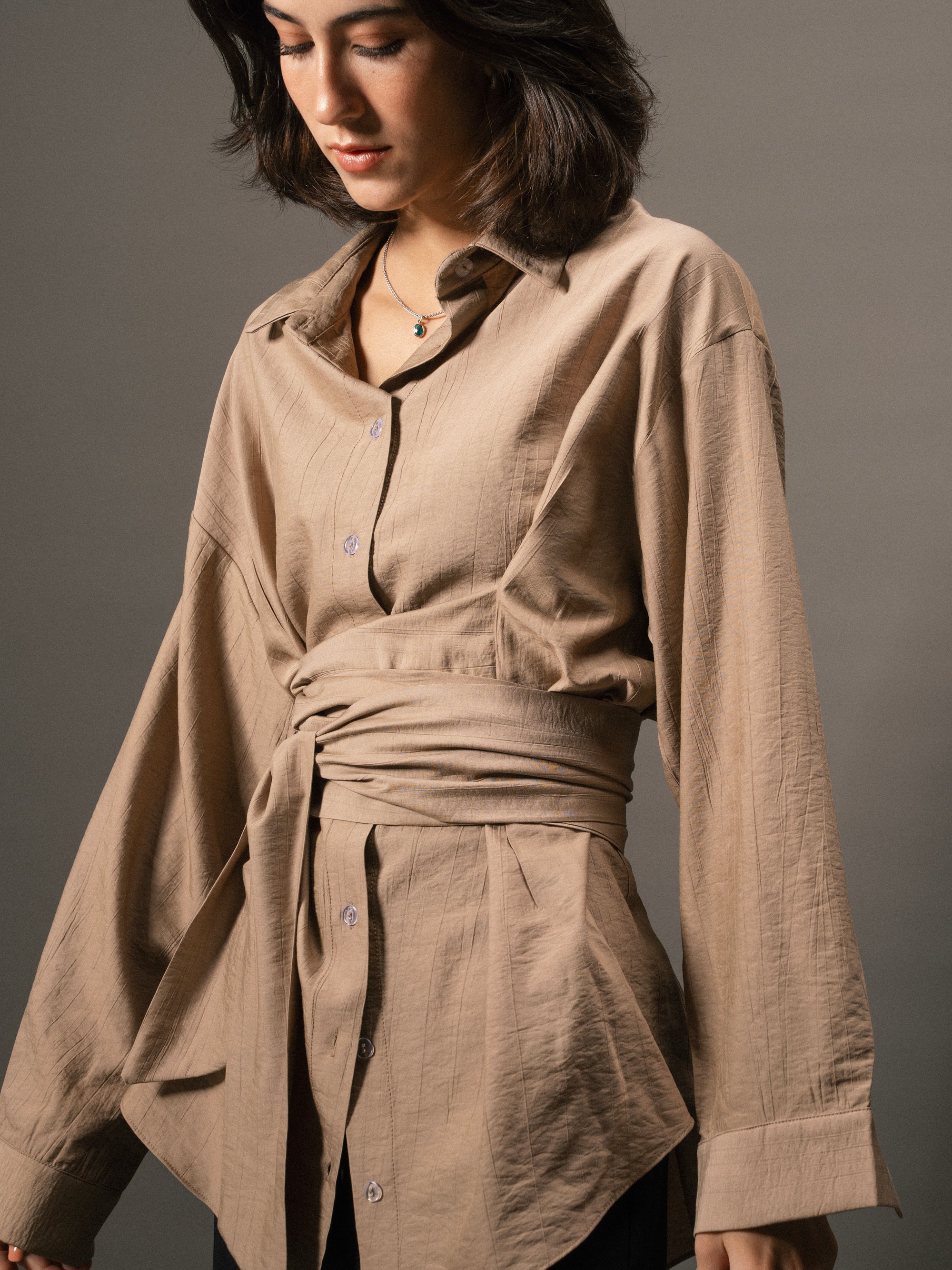 Ray Wrap Shirt in Cafe