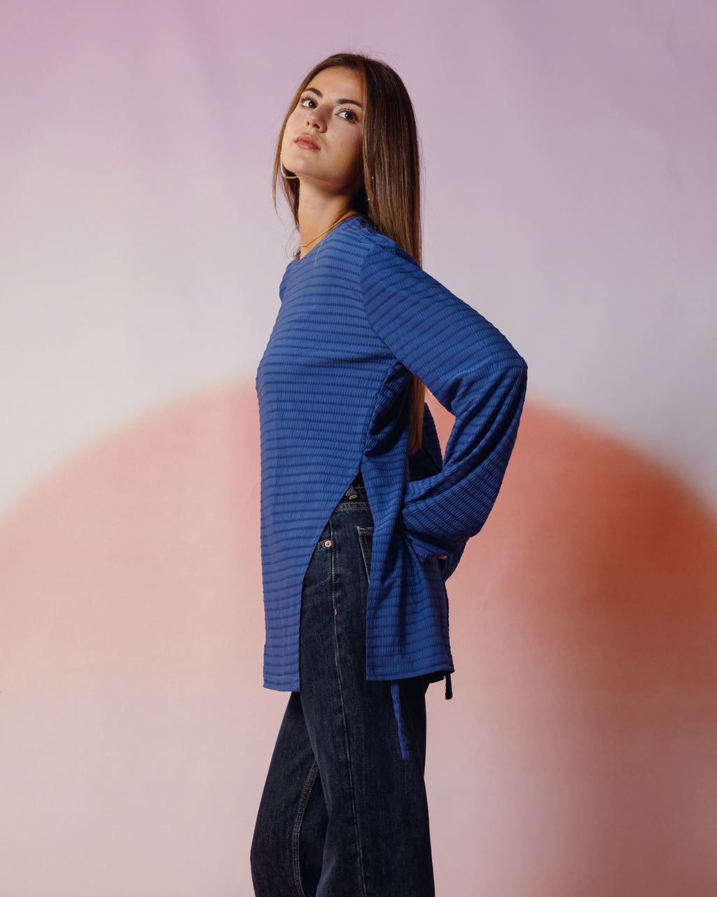 Static Top in Blue