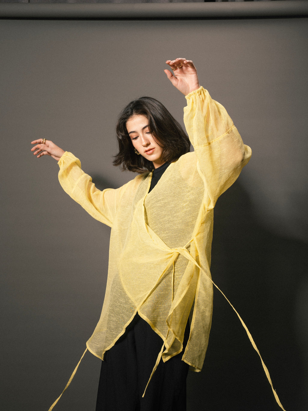 Sunrise Linen Cross Top in Yellow