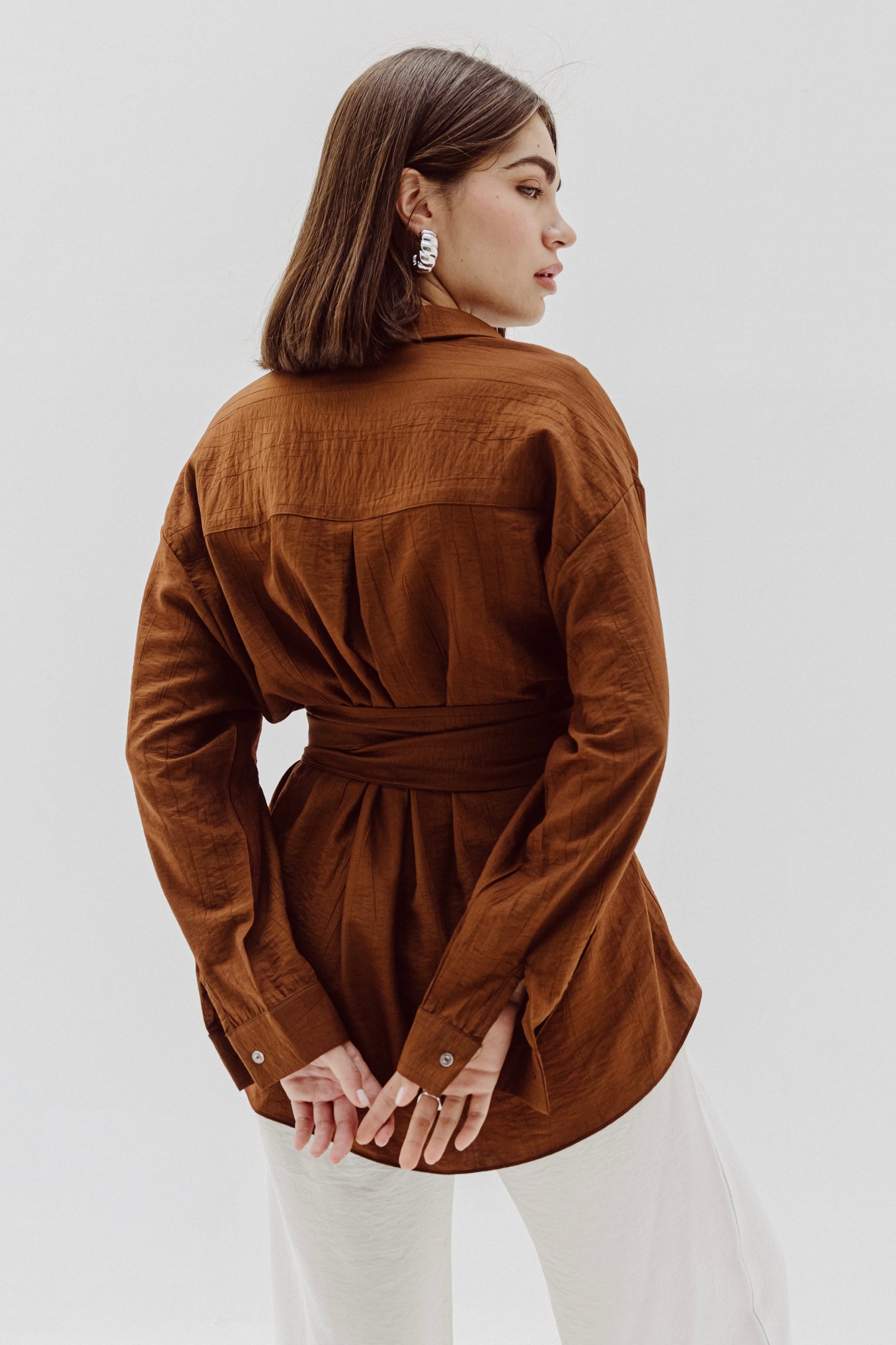 Ray Wrap Shirt in Brown