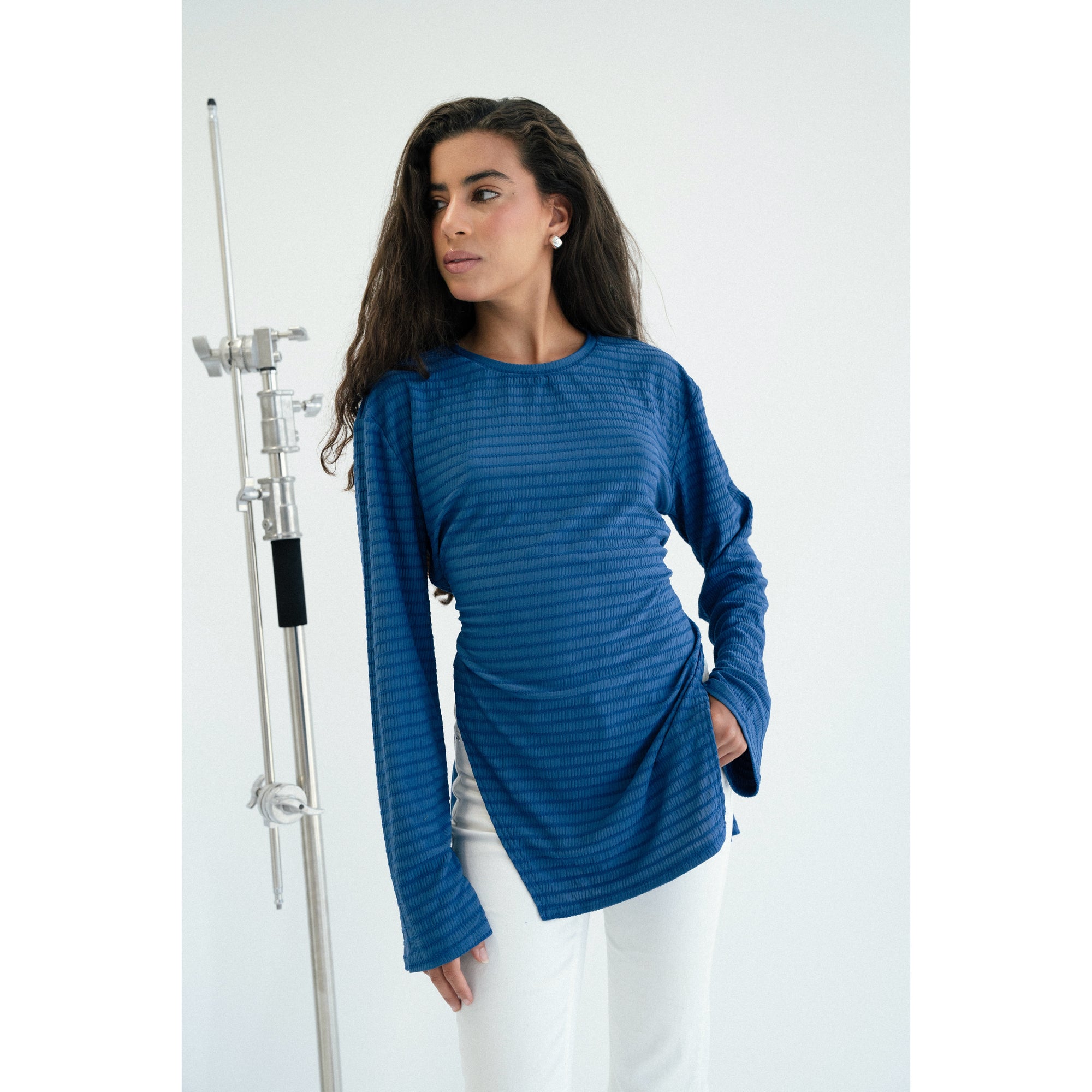 Static Top in Blue