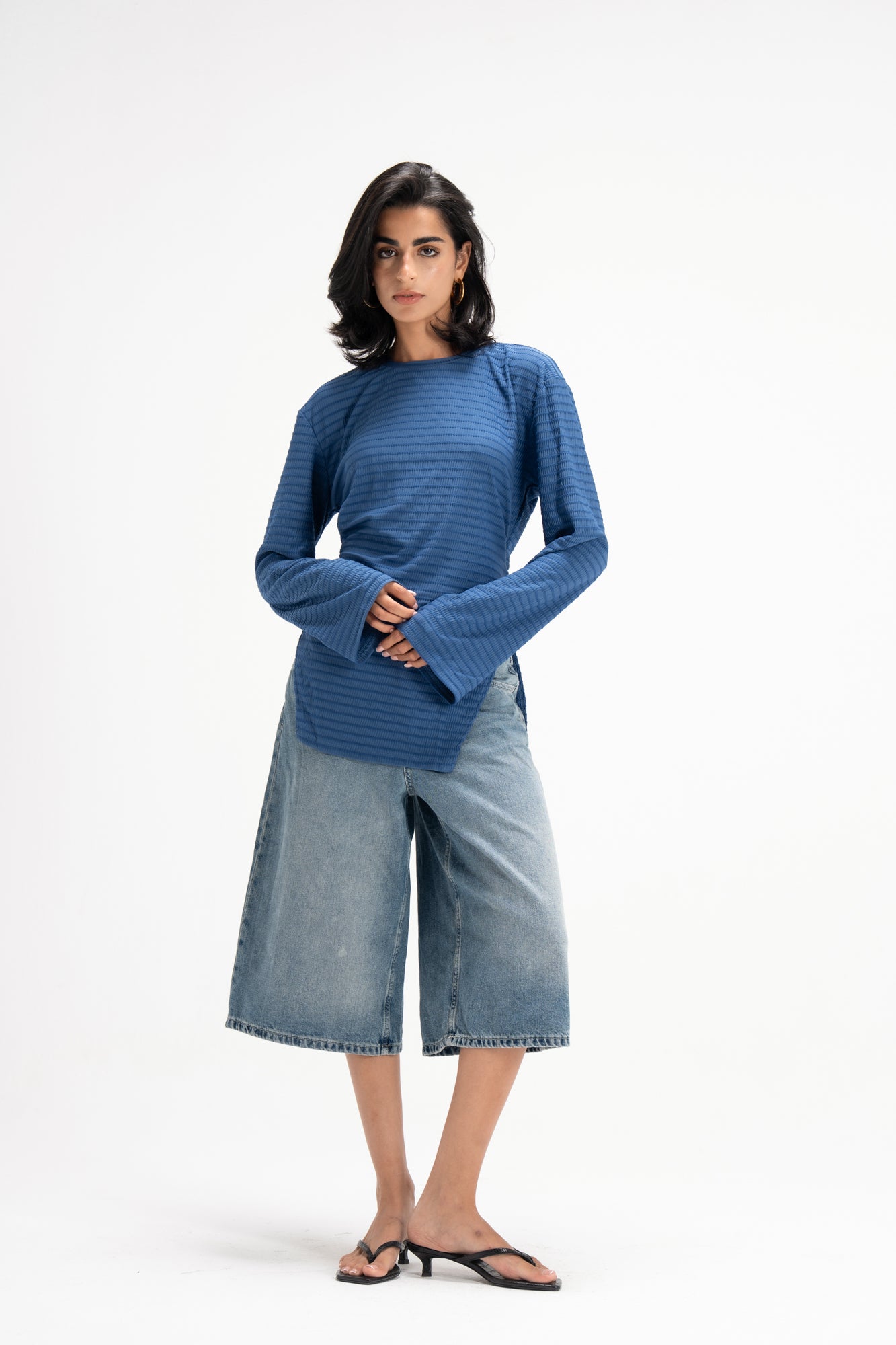 Static Top in Blue