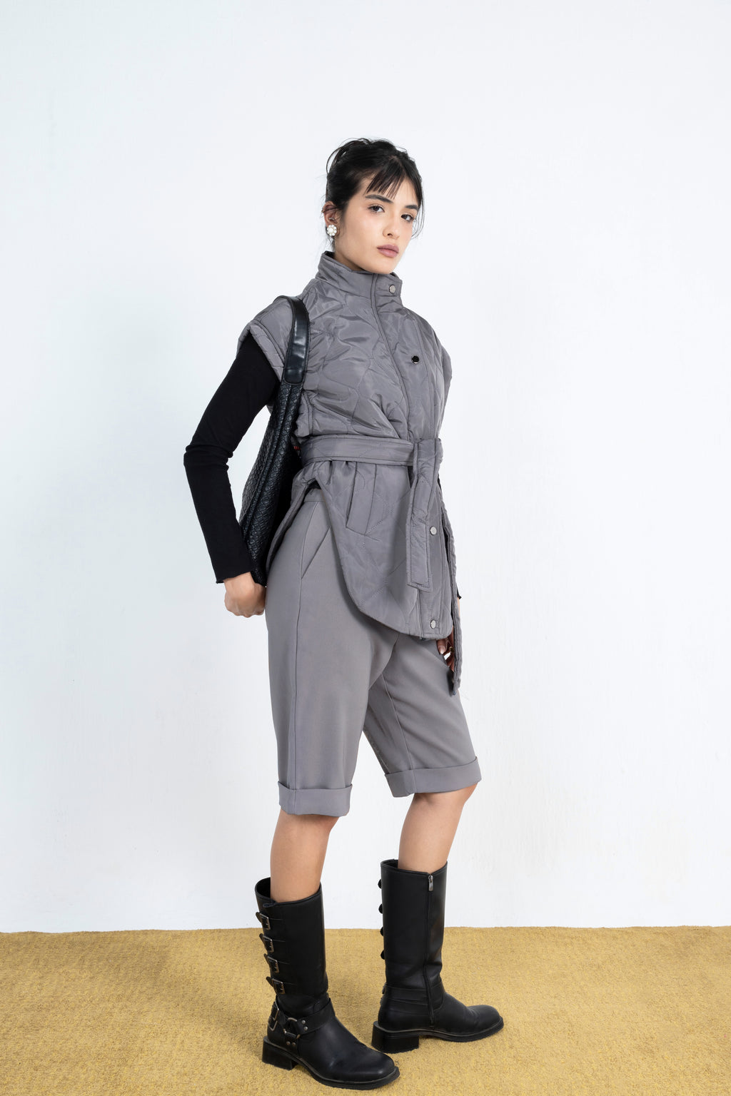 Stone Vest in Grey