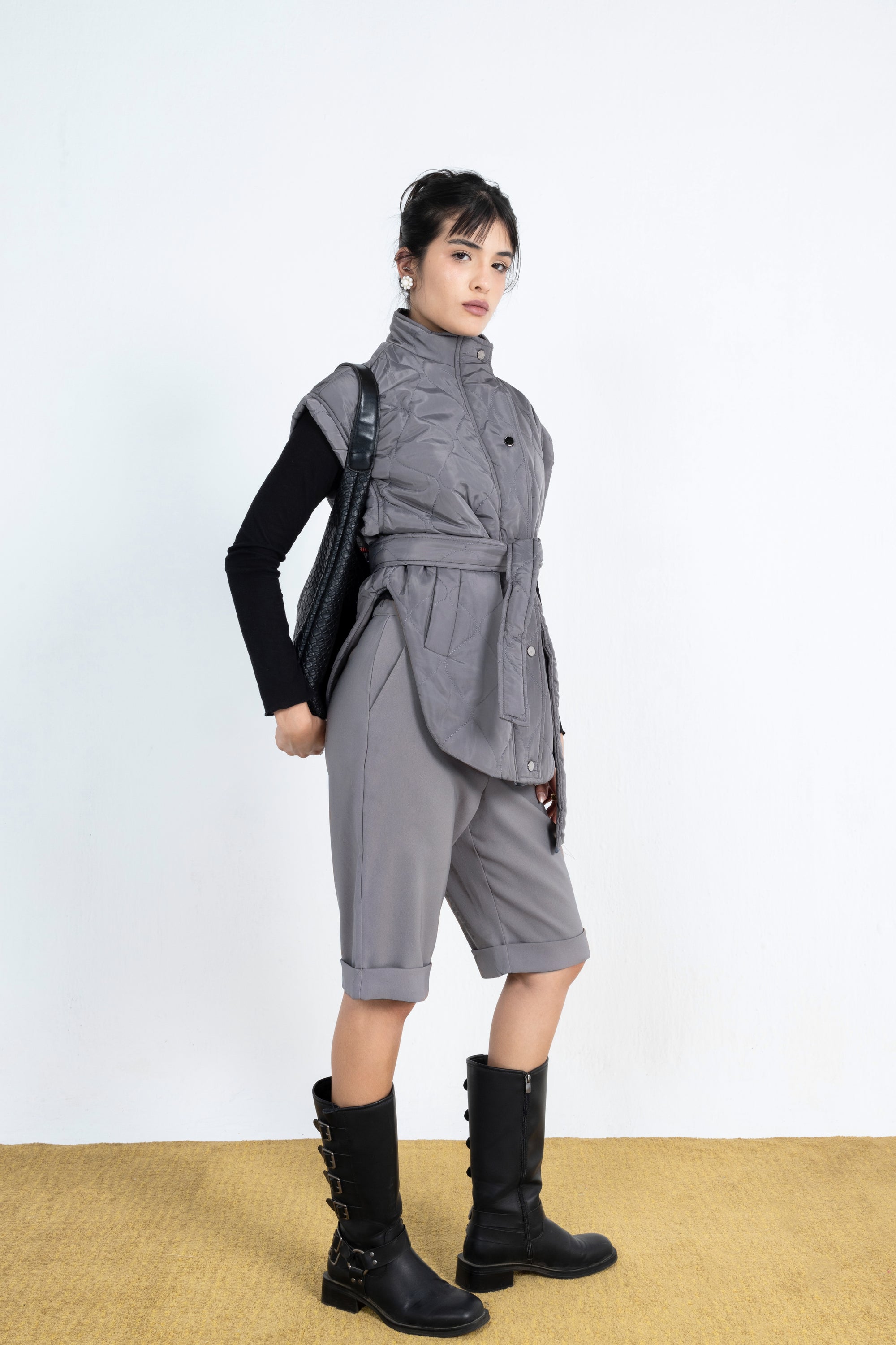 Stone Vest in Grey