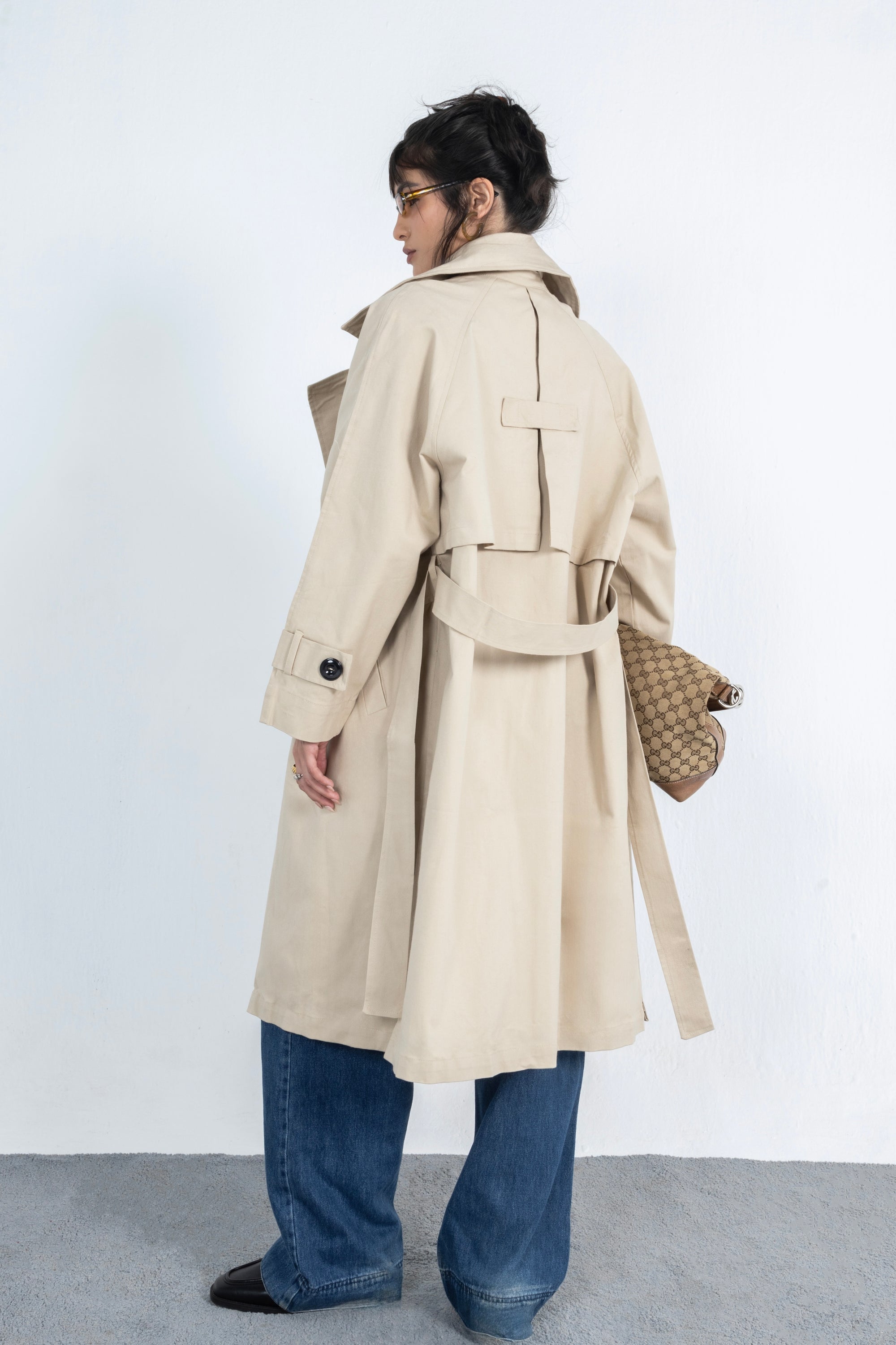 Classic Trench Coat in Beige